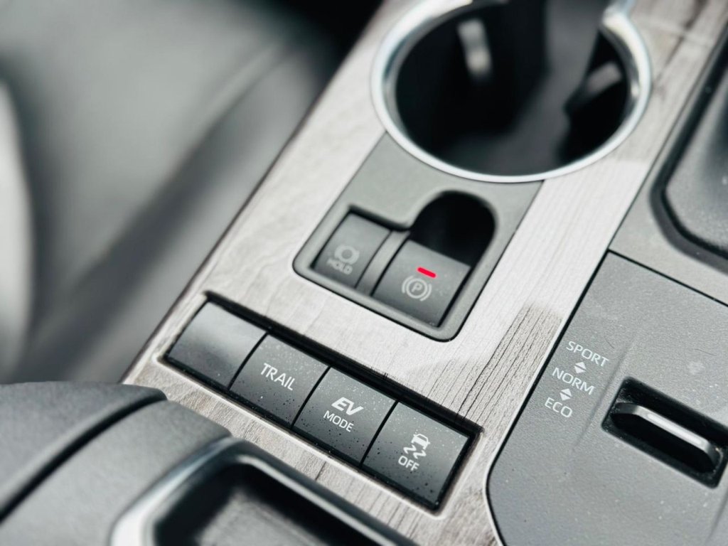 Used Toyota Highlander 2021 for sale - 77571988: Photo 45