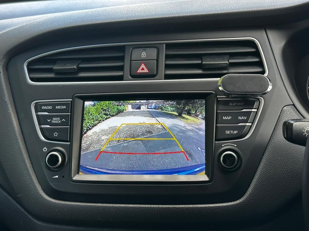 Used Hyundai i20 2018 for sale - 76923939: Photo 34