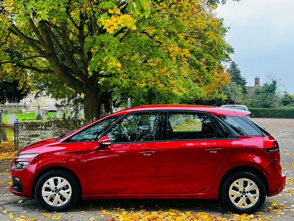 Used Citroen C4 Picasso 2017 for sale - 76080799: Photo 12