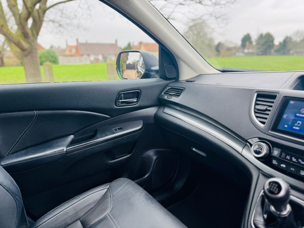 Used Honda CR-V 2016 for sale - 77558155: Photo 35