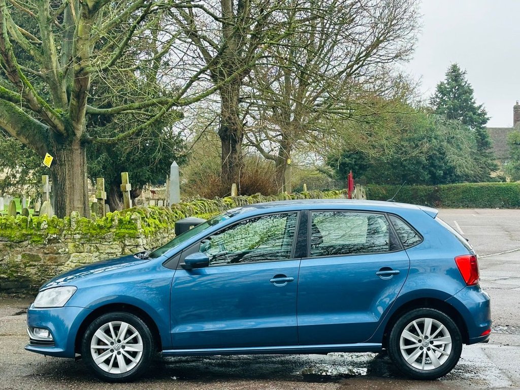 Used Volkswagen Polo 2015 for sale - 77520877: Photo 9