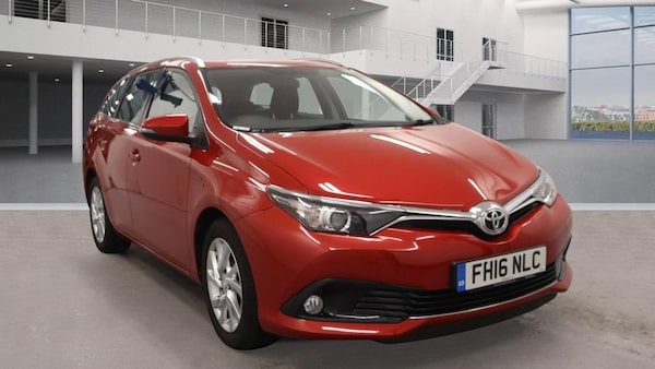 Used Toyota Auris 2016 for sale - 76323712: Photo 1