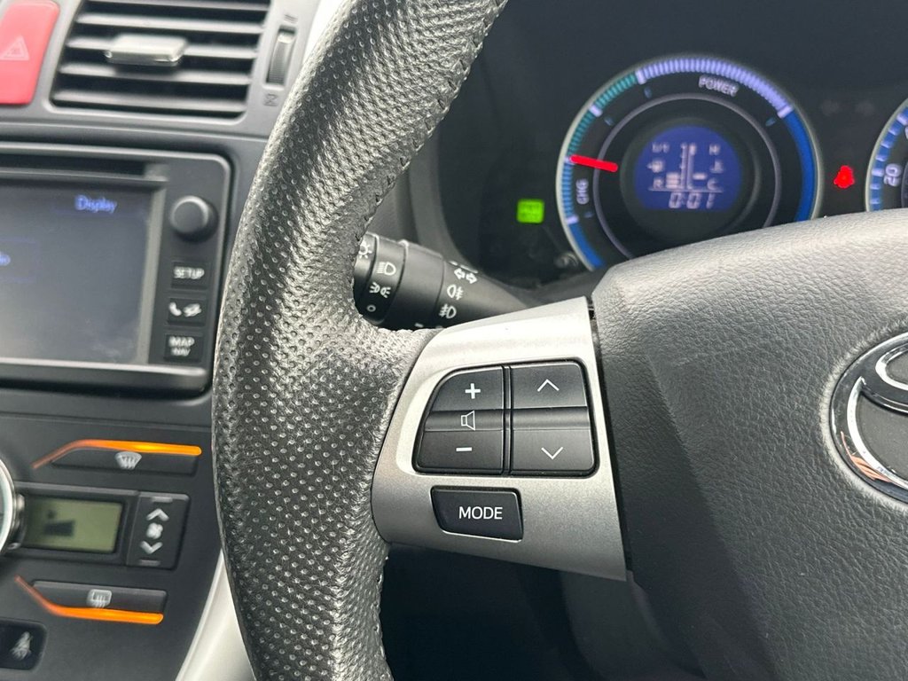 Used Toyota Auris 2012 for sale - 77463520: Photo 27