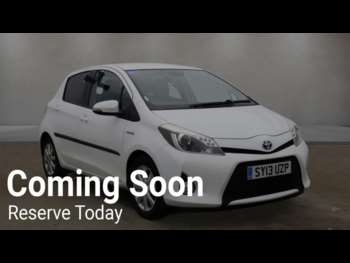 2013 (13) - 1.5 VVT-h T4 Hatchback 5dr Petrol Hybrid CVT Euro 5 (101 ps)