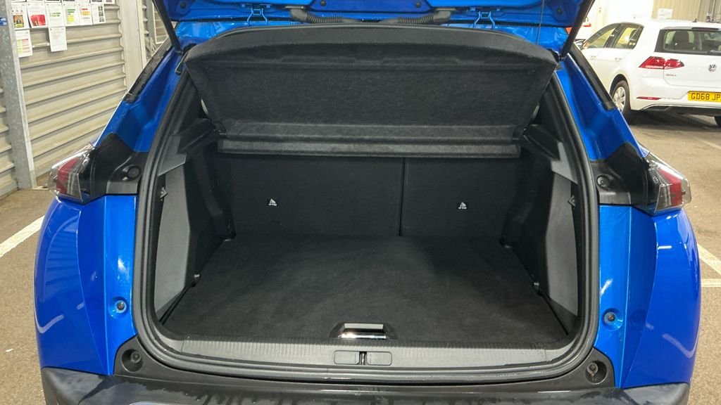 Used Peugeot 2008 2021 for sale - 77072749: Photo 15