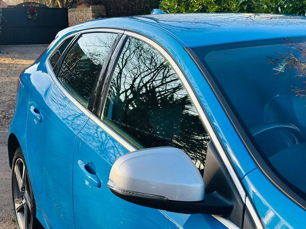 Used Volvo V40 2016 for sale - 76900530: Photo 17