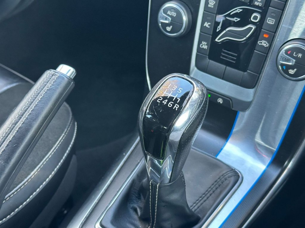 Used Volvo V40 2016 for sale - 76900530: Photo 28