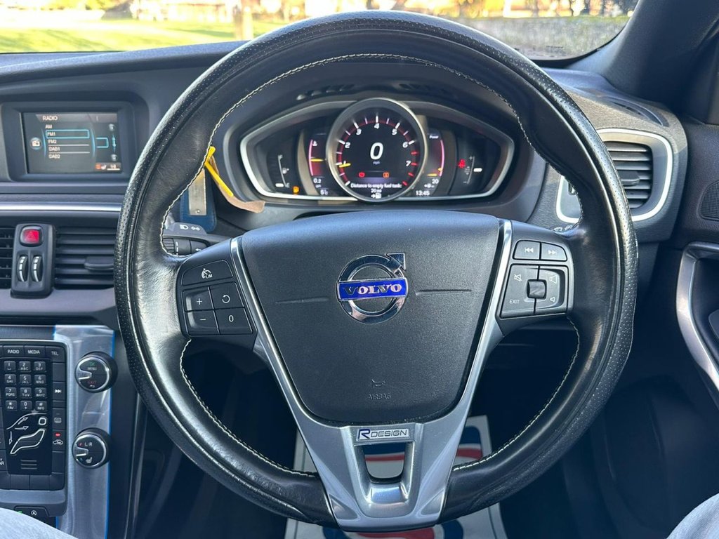 Used Volvo V40 2016 for sale - 76900530: Photo 38