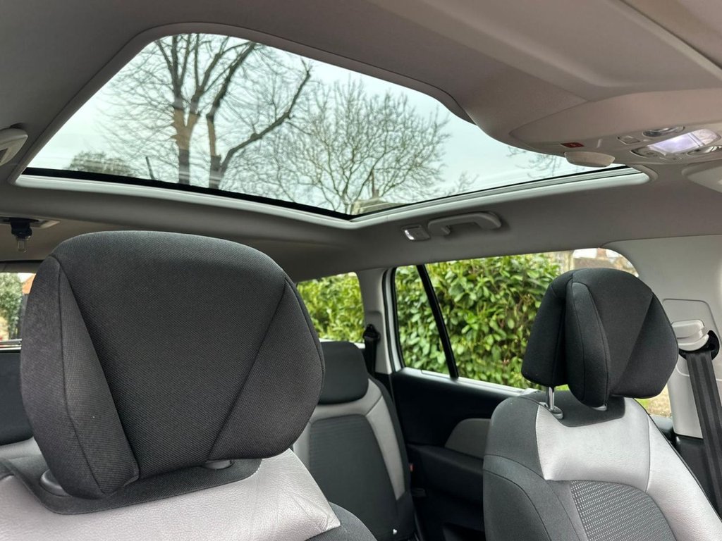 Used Citroen Grand C4 Picasso 2018 for sale - 76883090: Photo 32