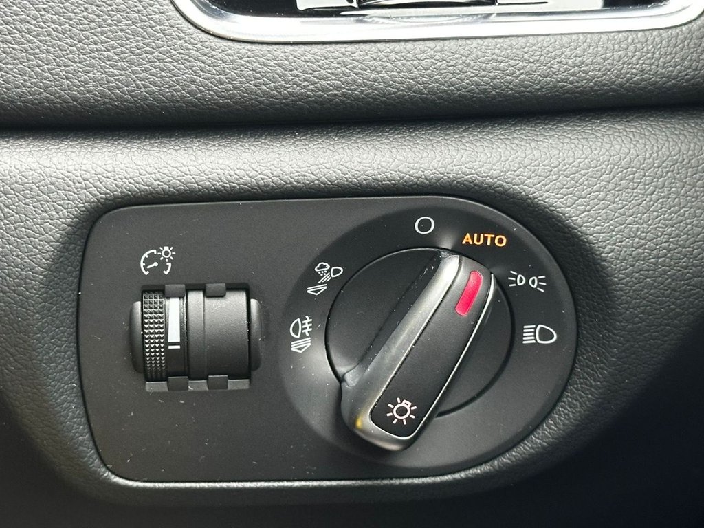 Used Audi Q3 2016 for sale - 75665831: Photo 20