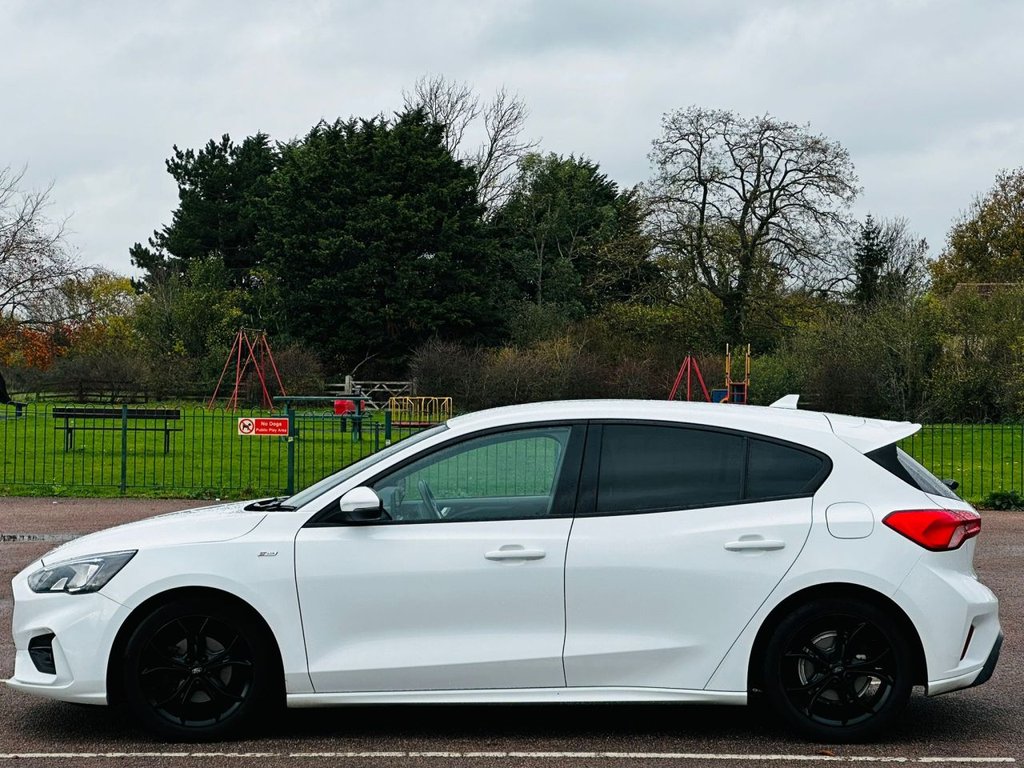 Used Ford Focus 2019 for sale - 76322945: Photo 9