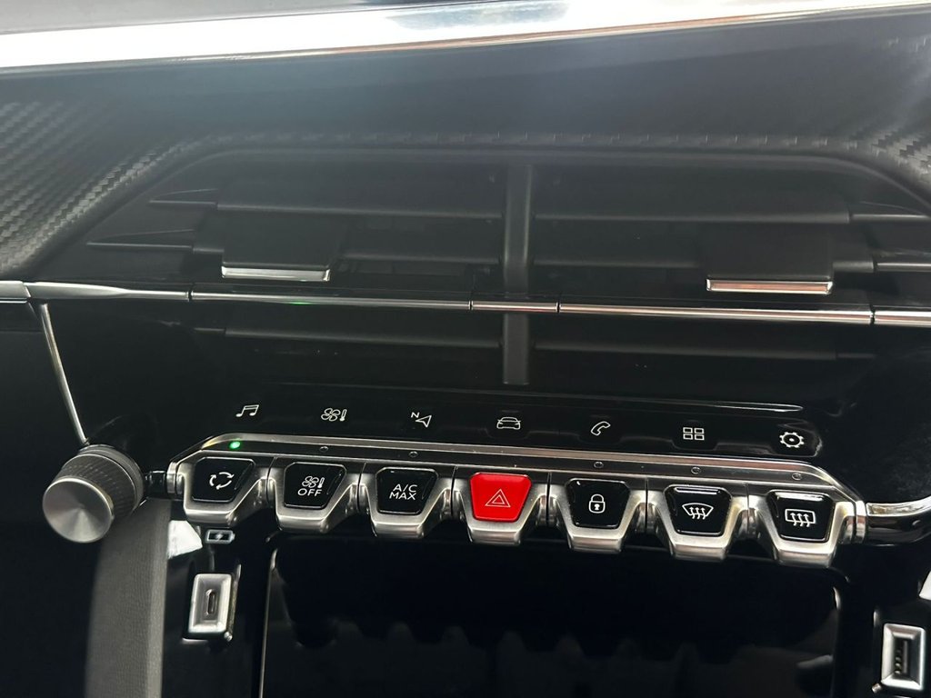 Used Peugeot 2008 2020 for sale - 76279960: Photo 32