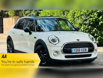Used MINI Hatch 2018 for sale - 79221183: Photo