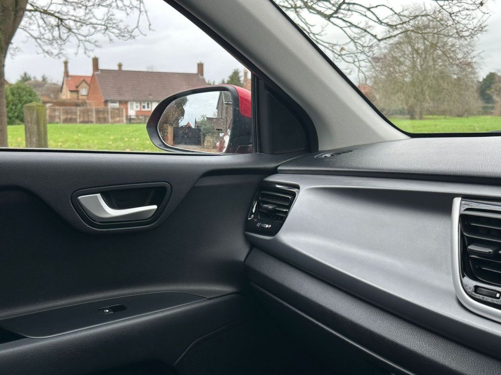 Used Kia Rio 2017 for sale - 76698902: Photo 32