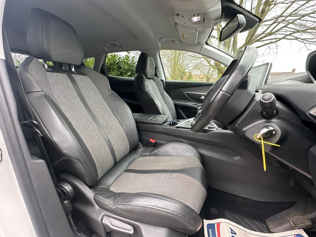 Used Peugeot 3008 2017 for sale - 76841146: Photo 24