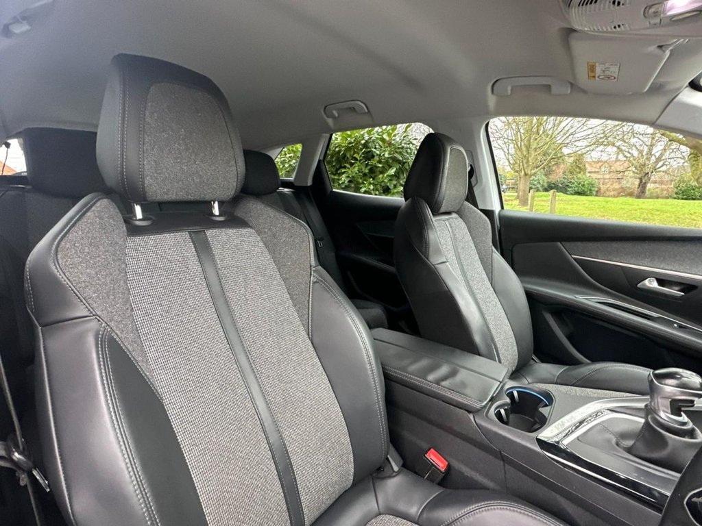 Used Peugeot 3008 2017 for sale - 76841146: Photo 25