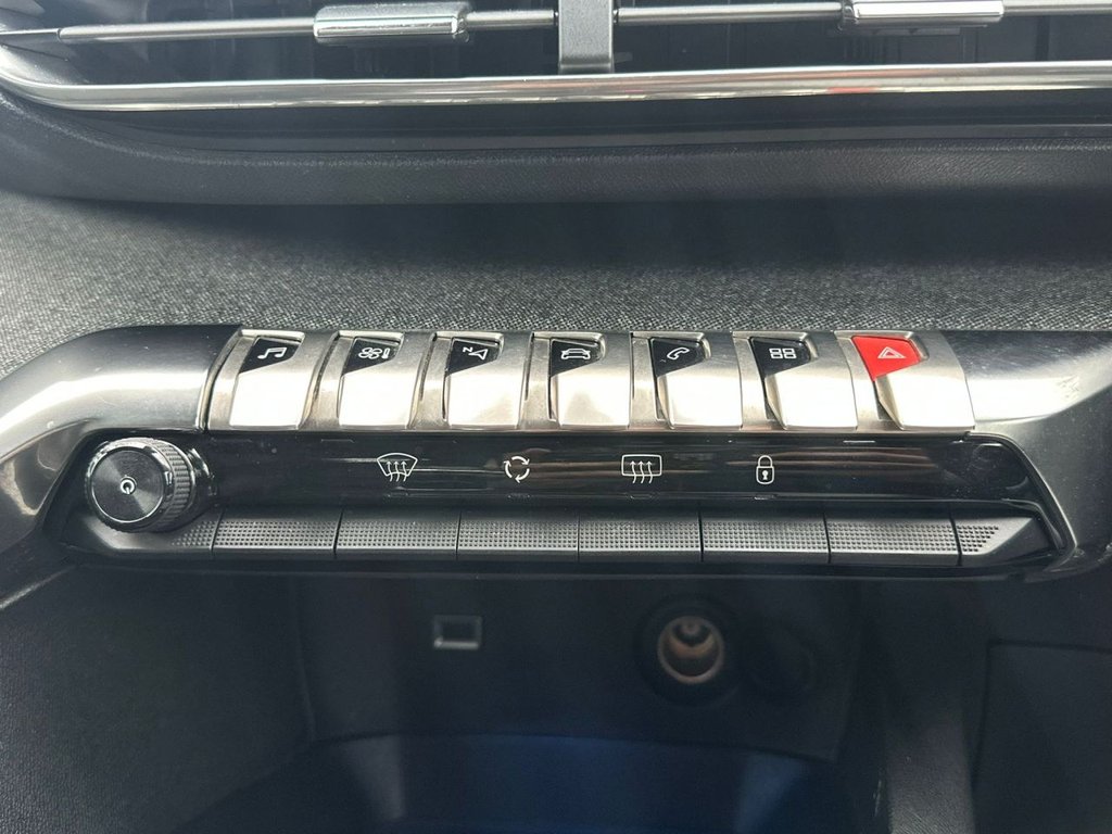 Used Peugeot 3008 2017 for sale - 76841146: Photo 29