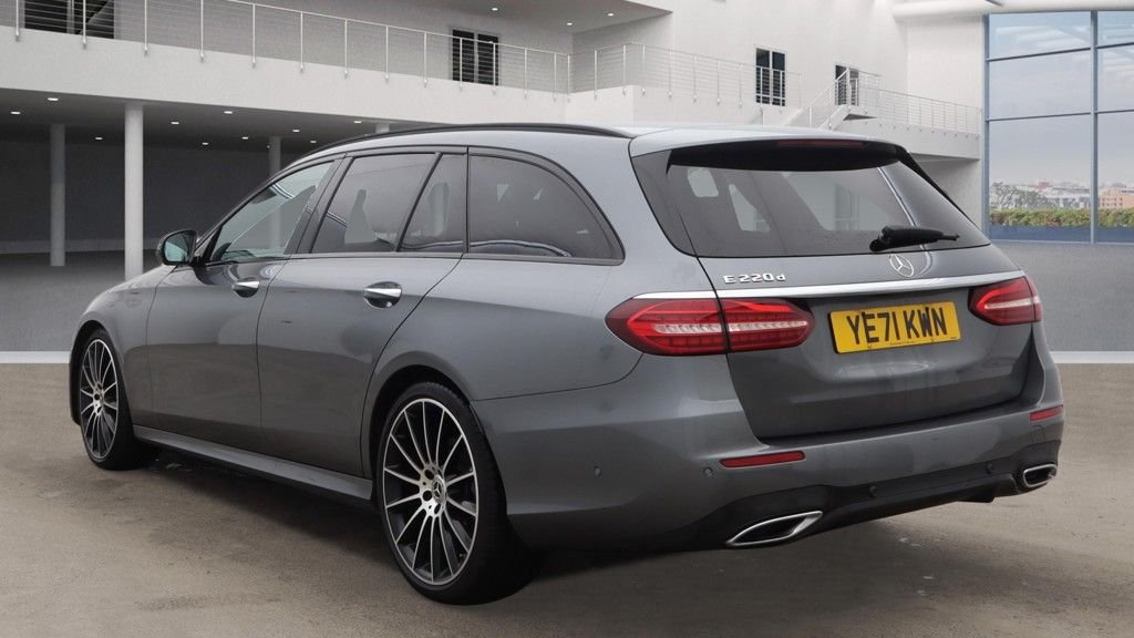 Used Mercedes-Benz E Class 2022 for sale - 77821367: Photo 10