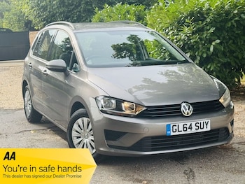 Volkswagen - Golf SV