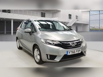 2016 (66) - 1.3 i-VTEC SE Hatchback 5dr Petrol CVT Euro 6 (s/s) (102 ps)
