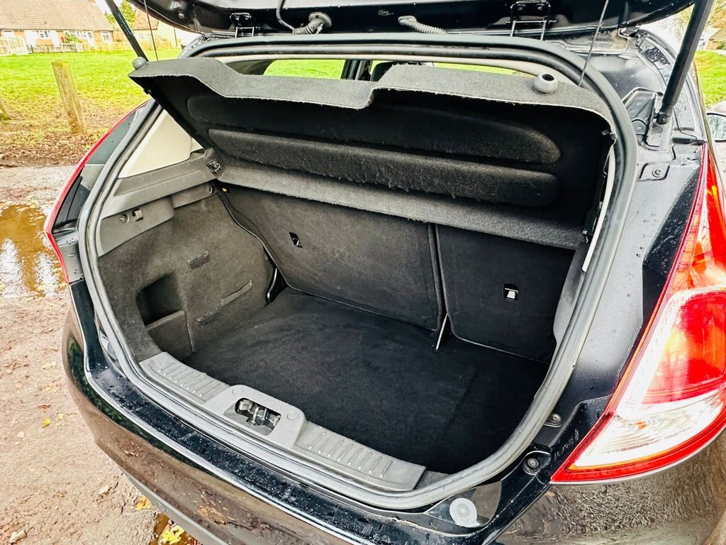 Used Ford Fiesta 2015 for sale - 76698876: Photo 19