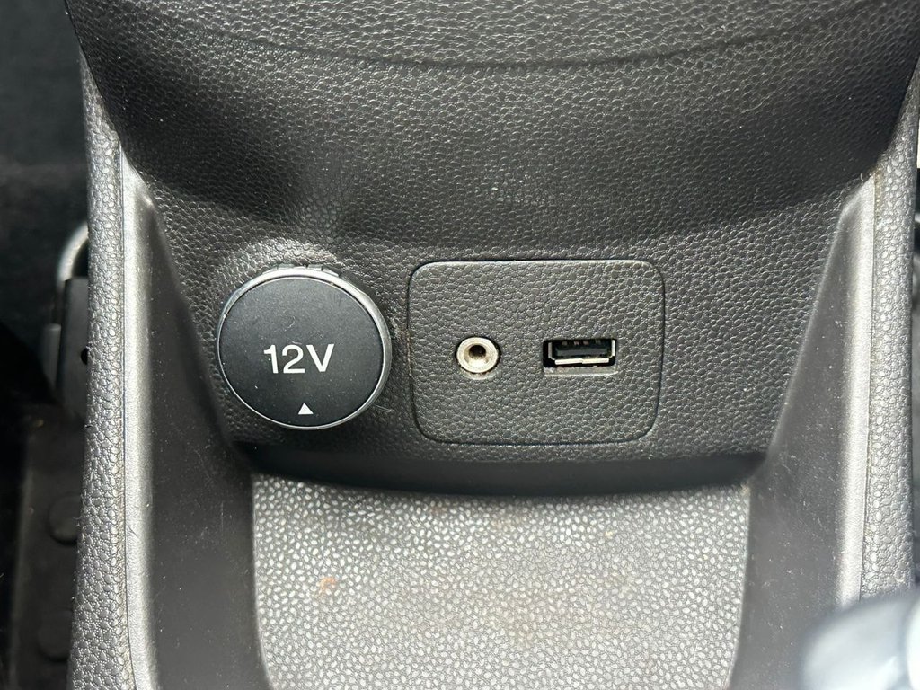 Used Ford Fiesta 2015 for sale - 76698876: Photo 25