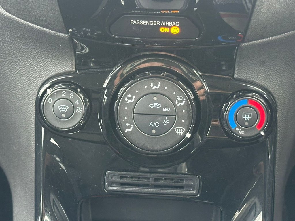 Used Ford Fiesta 2015 for sale - 76698876: Photo 29