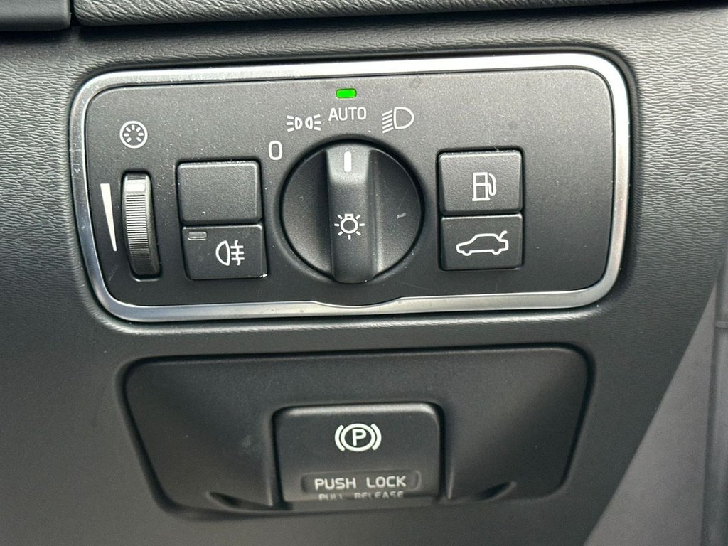 Used Volvo S60 2014 for sale - 77101062: Photo 29