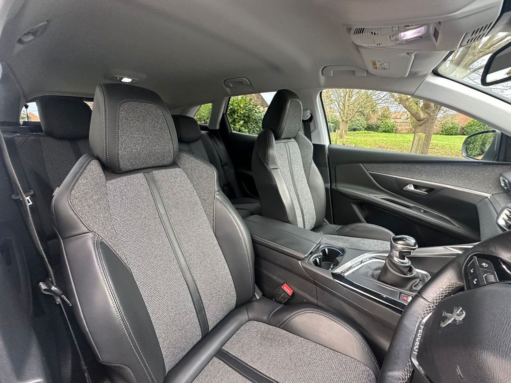 Used Peugeot 3008 2017 for sale - 76698898: Photo 25