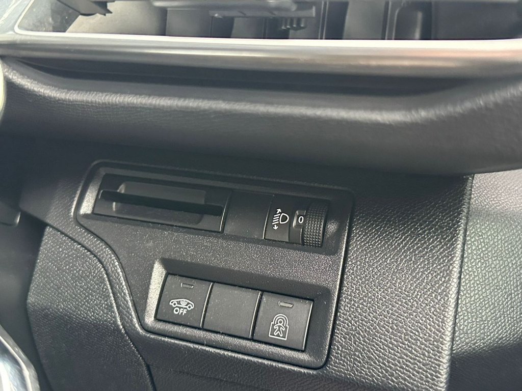 Used Peugeot 3008 2017 for sale - 76698898: Photo 27