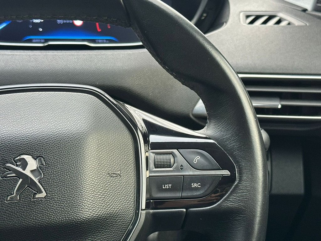 Used Peugeot 3008 2017 for sale - 76698898: Photo 35