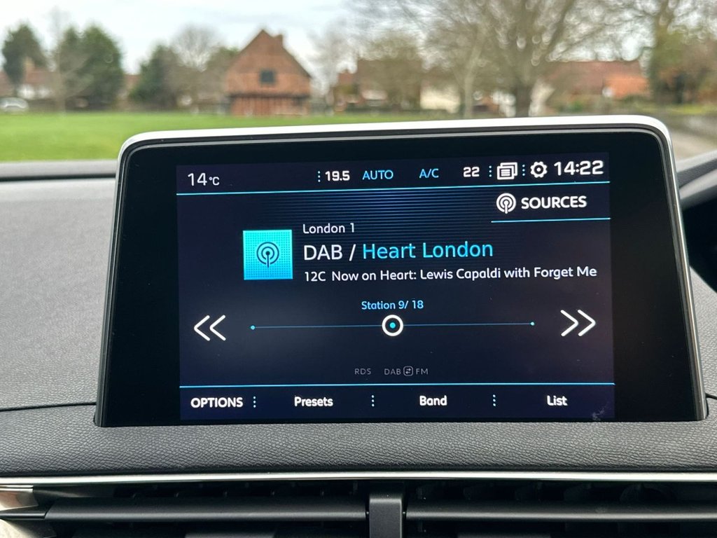 Used Peugeot 3008 2017 for sale - 76698898: Photo 39