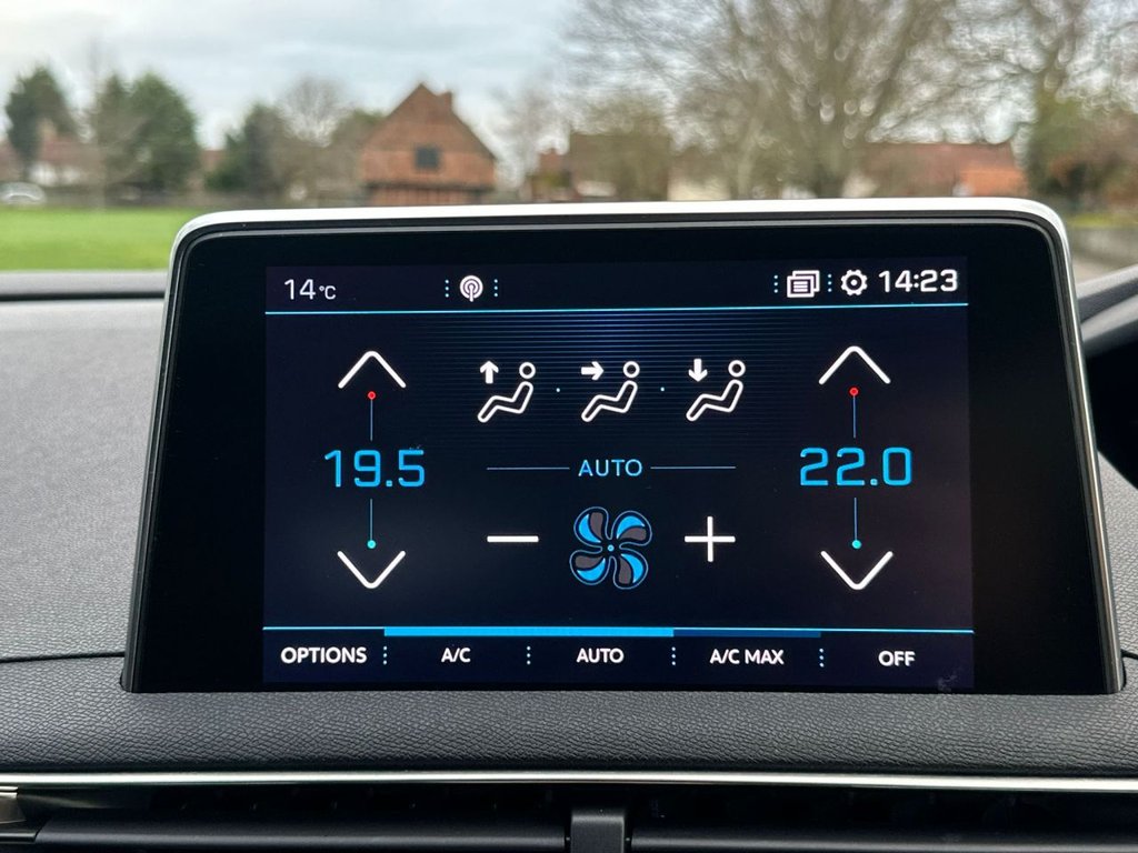 Used Peugeot 3008 2017 for sale - 76698898: Photo 42