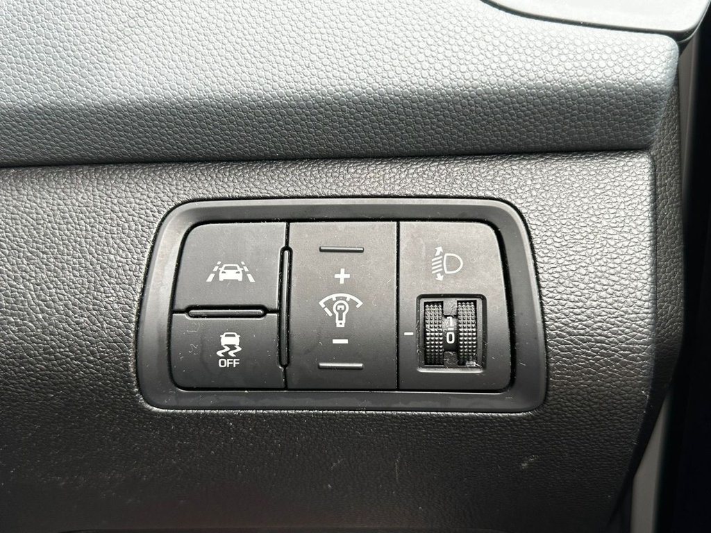 Used Hyundai i20 2016 for sale - 76105959: Photo 27