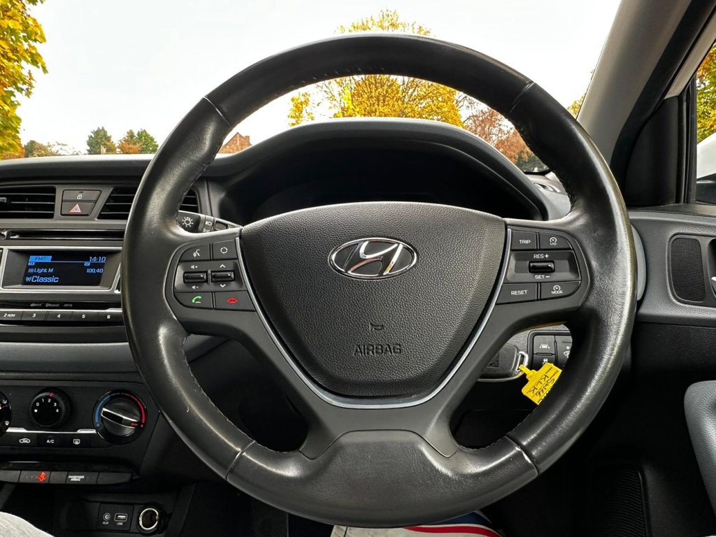 Used Hyundai i20 2016 for sale - 76105959: Photo 39