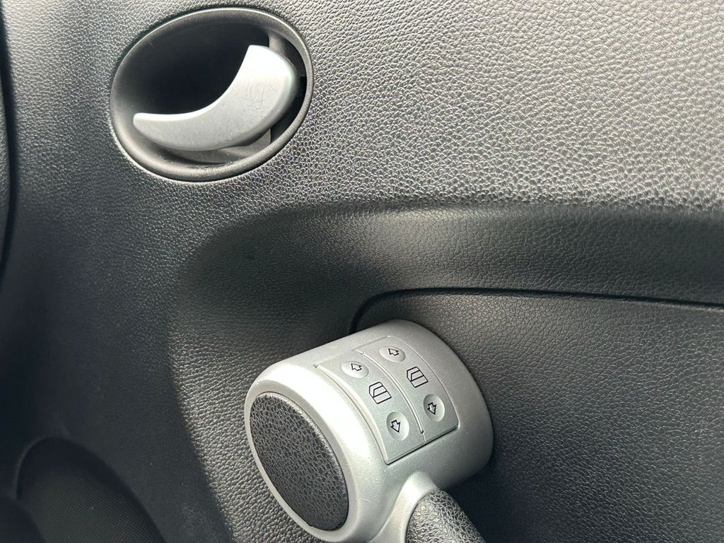 Used Mercedes-Benz SLK 2006 for sale - 76745089: Photo 28