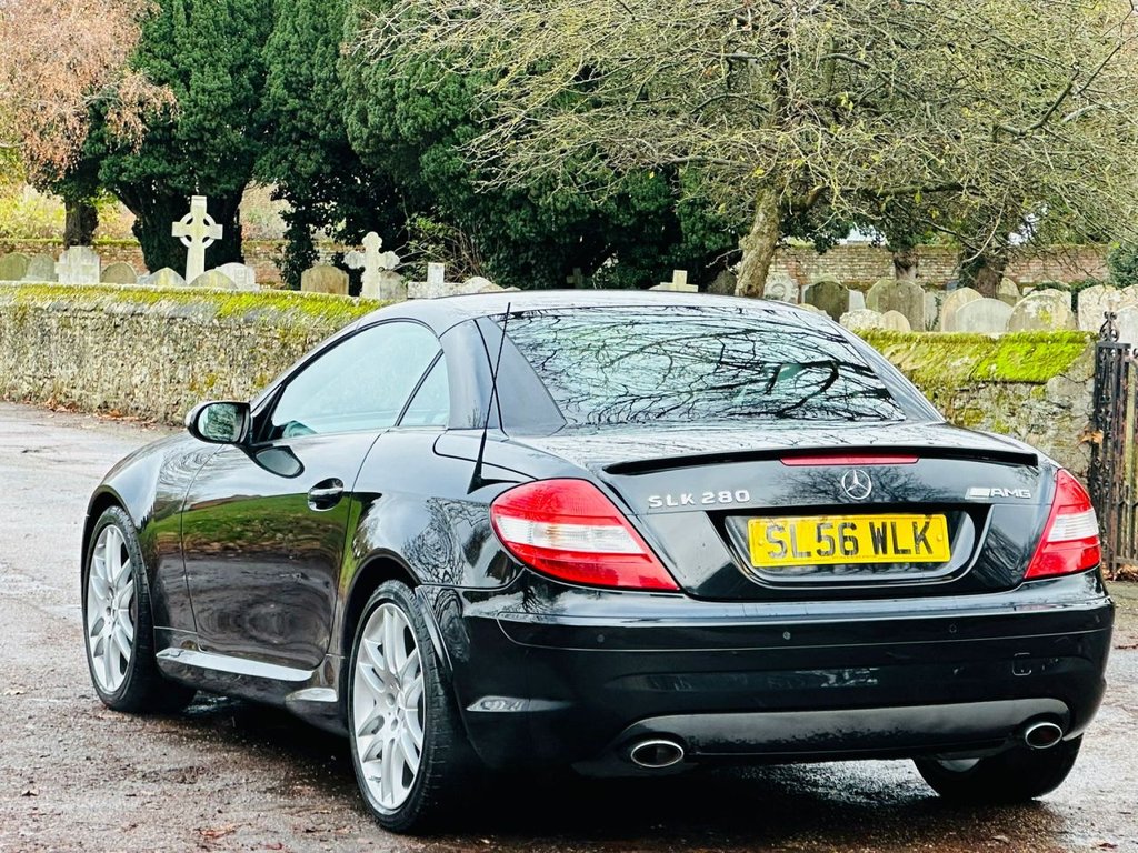 Used Mercedes-Benz SLK 2006 for sale - 76745089: Photo 8