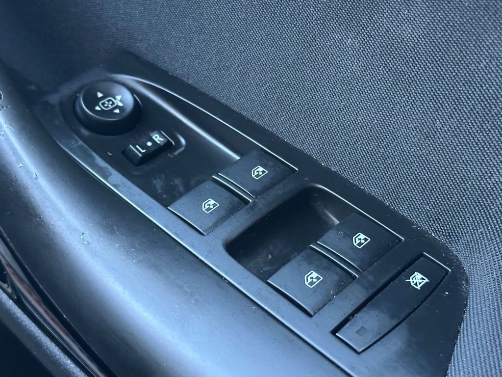 Used Vauxhall Astra 2017 for sale - 77263786: Photo 26