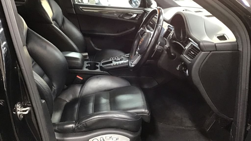 Used Porsche Macan 2017 for sale - 77680838: Photo 15