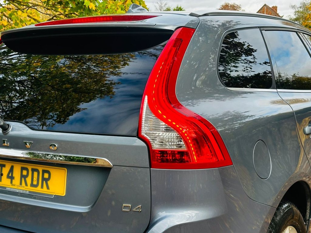 Used Volvo XC60 2017 for sale - 76235834: Photo 19