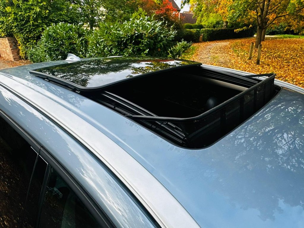 Used Volvo XC60 2017 for sale - 76235834: Photo 24