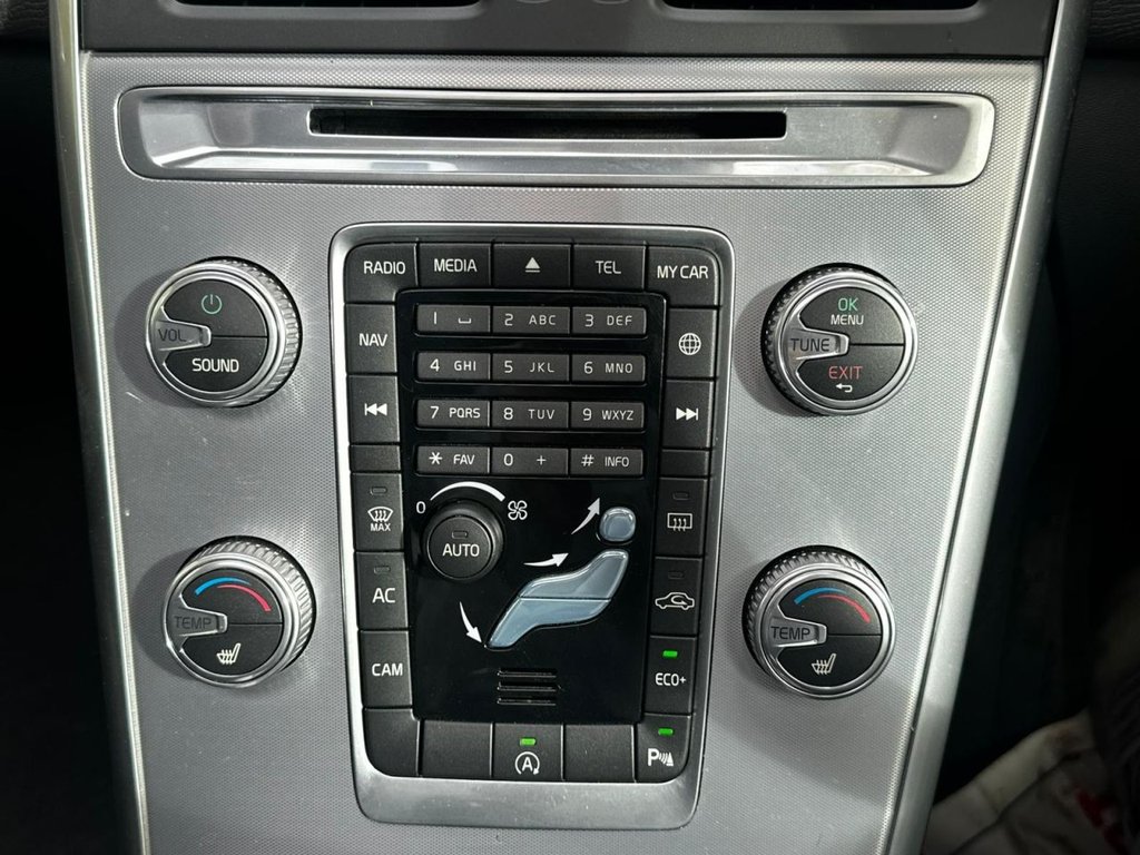 Used Volvo XC60 2017 for sale - 76235834: Photo 39