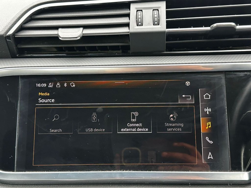 Used Audi Q3 2022 for sale - 76132962: Photo 43