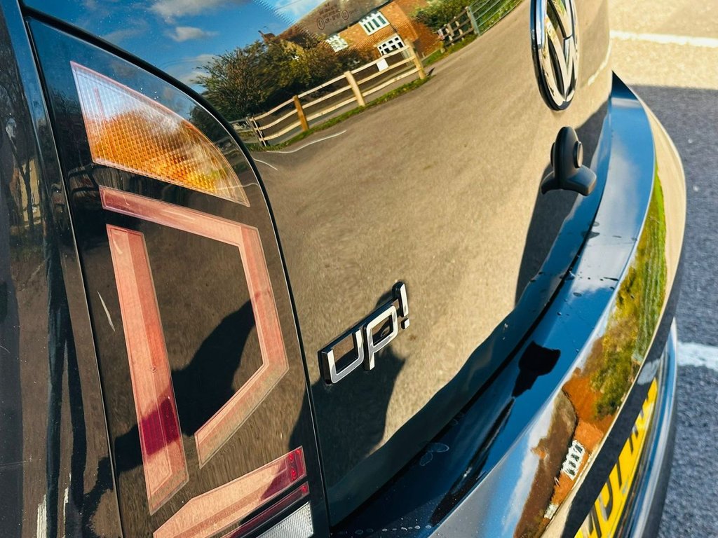 Used Volkswagen up! 2017 for sale - 76203035: Photo 17