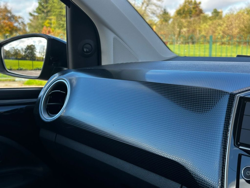 Used Volkswagen up! 2017 for sale - 76203035: Photo 30