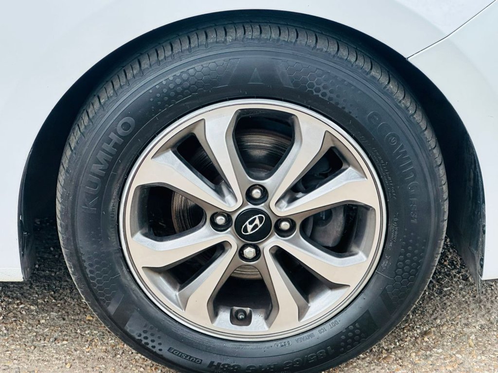 Used Hyundai i20 2019 for sale - 77668912: Photo 19