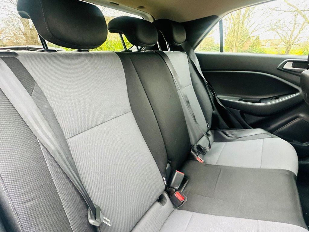 Used Hyundai i20 2019 for sale - 77668912: Photo 21