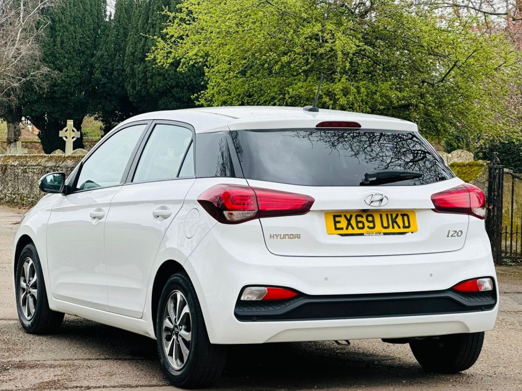 Used Hyundai i20 2019 for sale - 77668912: Photo 8