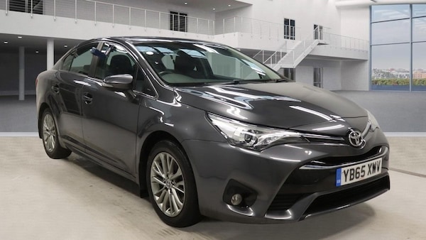 Used Toyota Avensis 2015 for sale - 76304058: Photo 1