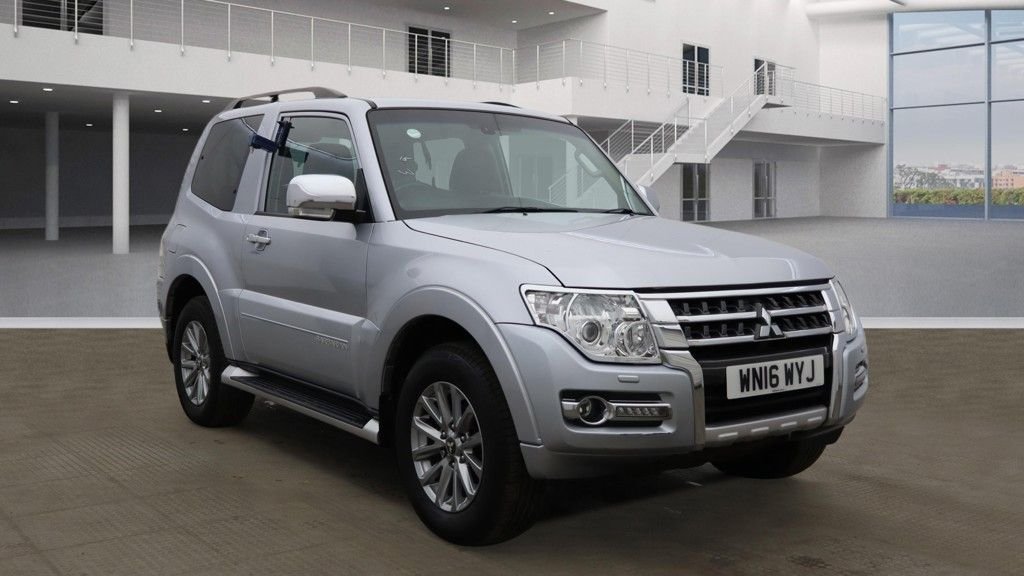 Used Mitsubishi Shogun 2016 for sale - 76973837: Photo 9